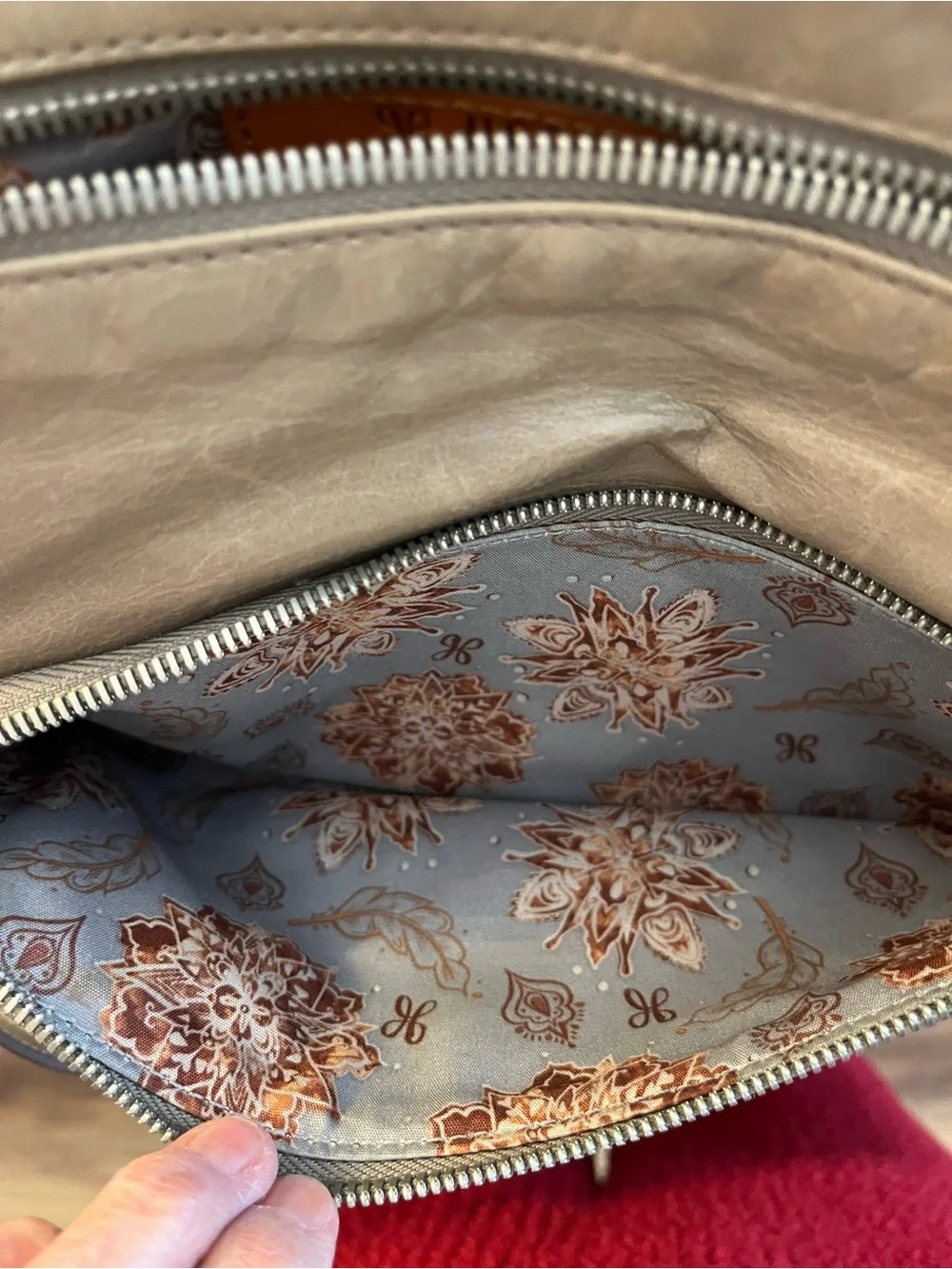 N/A compact taupe